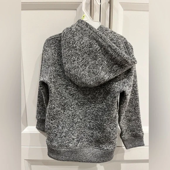 ROOTS 4T Zip Up Hoodie Thicker Material - Picture 4 of 5